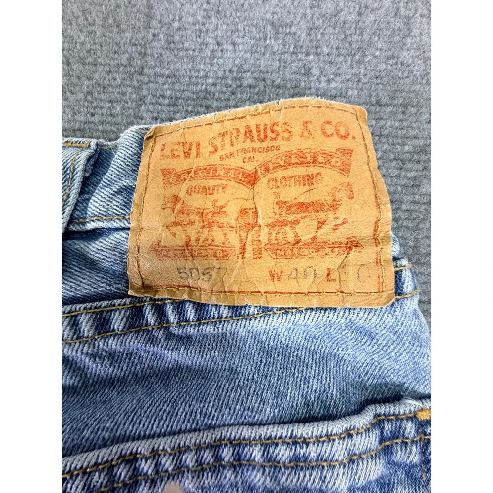 Levis 505 Regular Fit Jeans Mens 40x30 Light Wash Straight Leg Denim Blue Pants